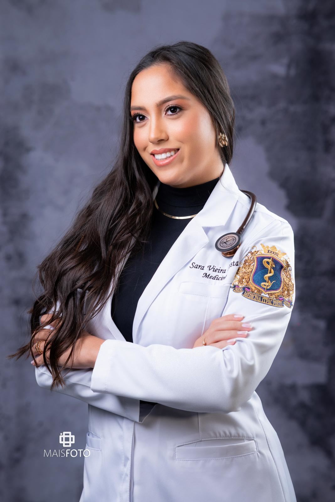 Dra. Sara Vieira Costa Faustino